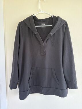 The North Face Women's Tunic Hoodie Split V-Neck Sweatshirt - Black - XL